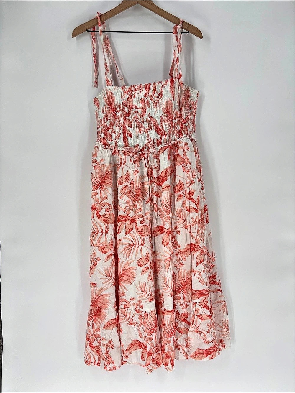 Torrid Floral Maxi Dress in Pink & White Size 1 14-16